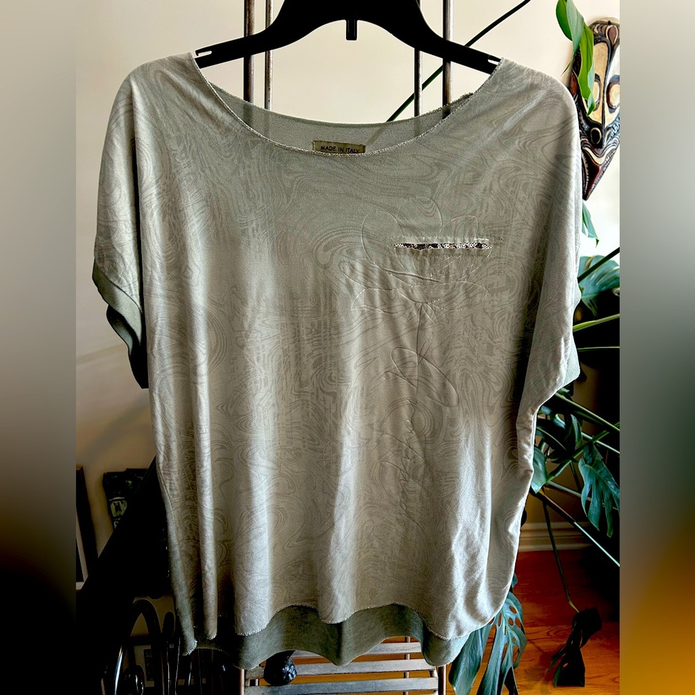 Made In Italy - Elegant Mossy Green Womens Top